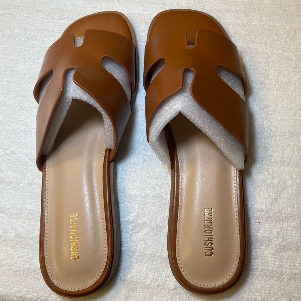 Women's Brown Slide Sandals EUC